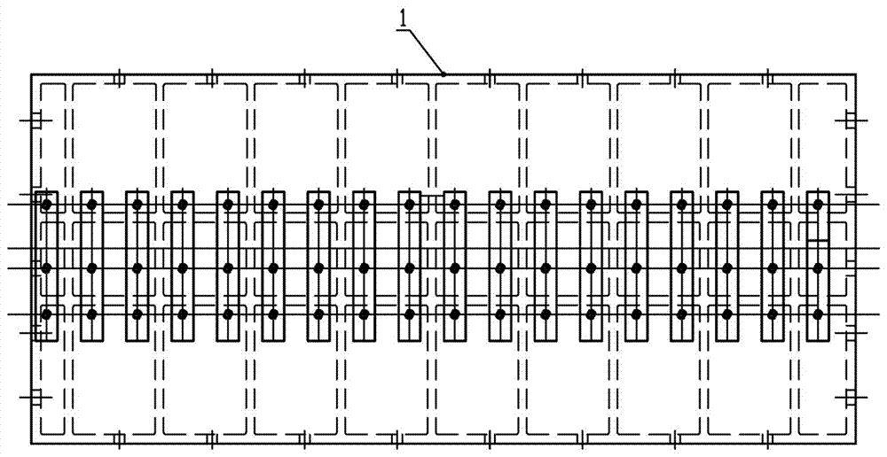 Crusher for cast iron wallboard