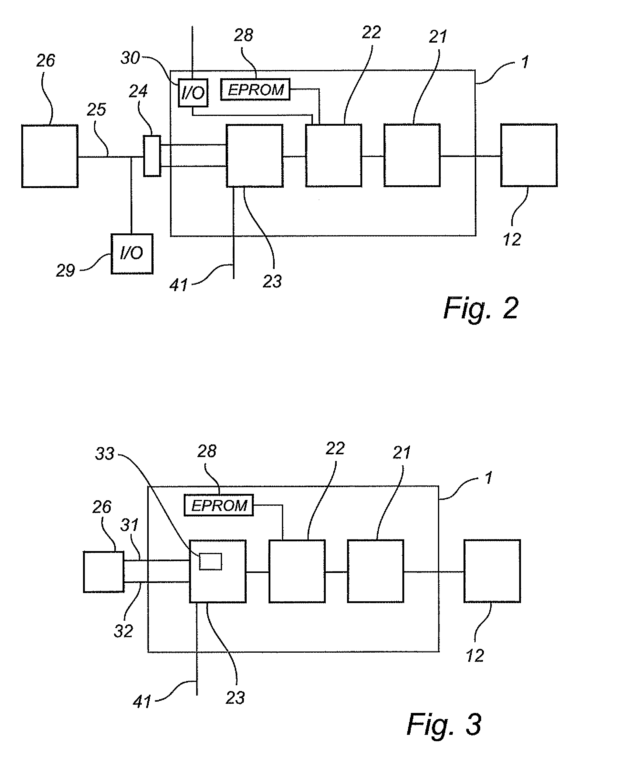 Radar level gauging system with galvanically isolating communication link