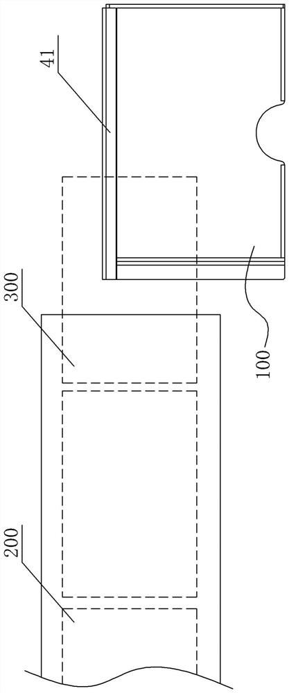 Tool for bearing large-size soft materials and using method thereof