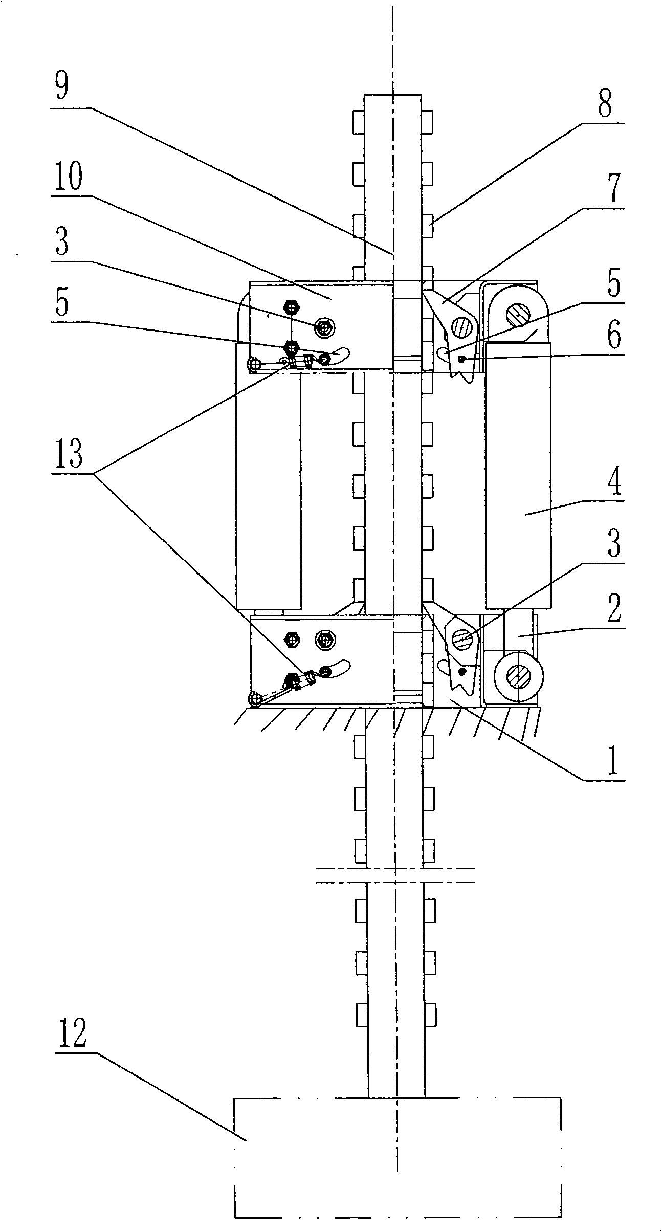 Hydraulic pole climbing apparatus