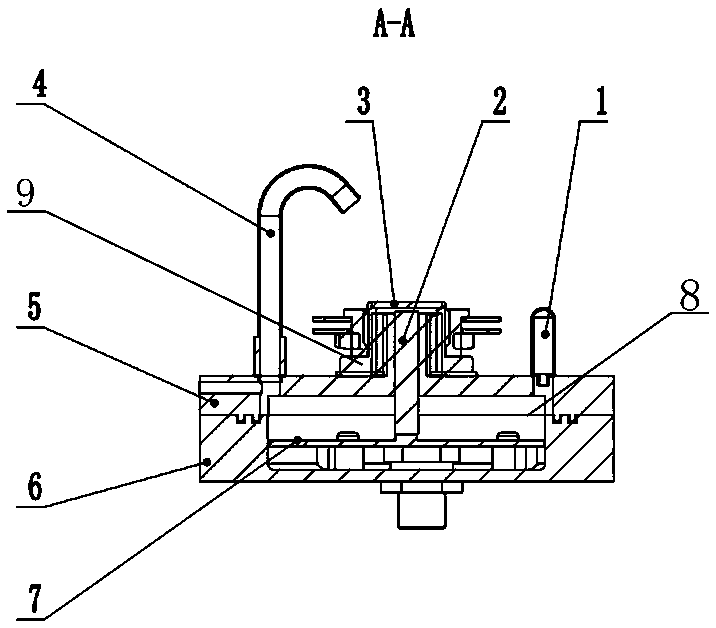 Novel spark detector with functions of self-cleaning and mutual dust detection