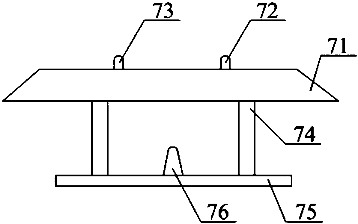 Debris flow alarm and use method thereof