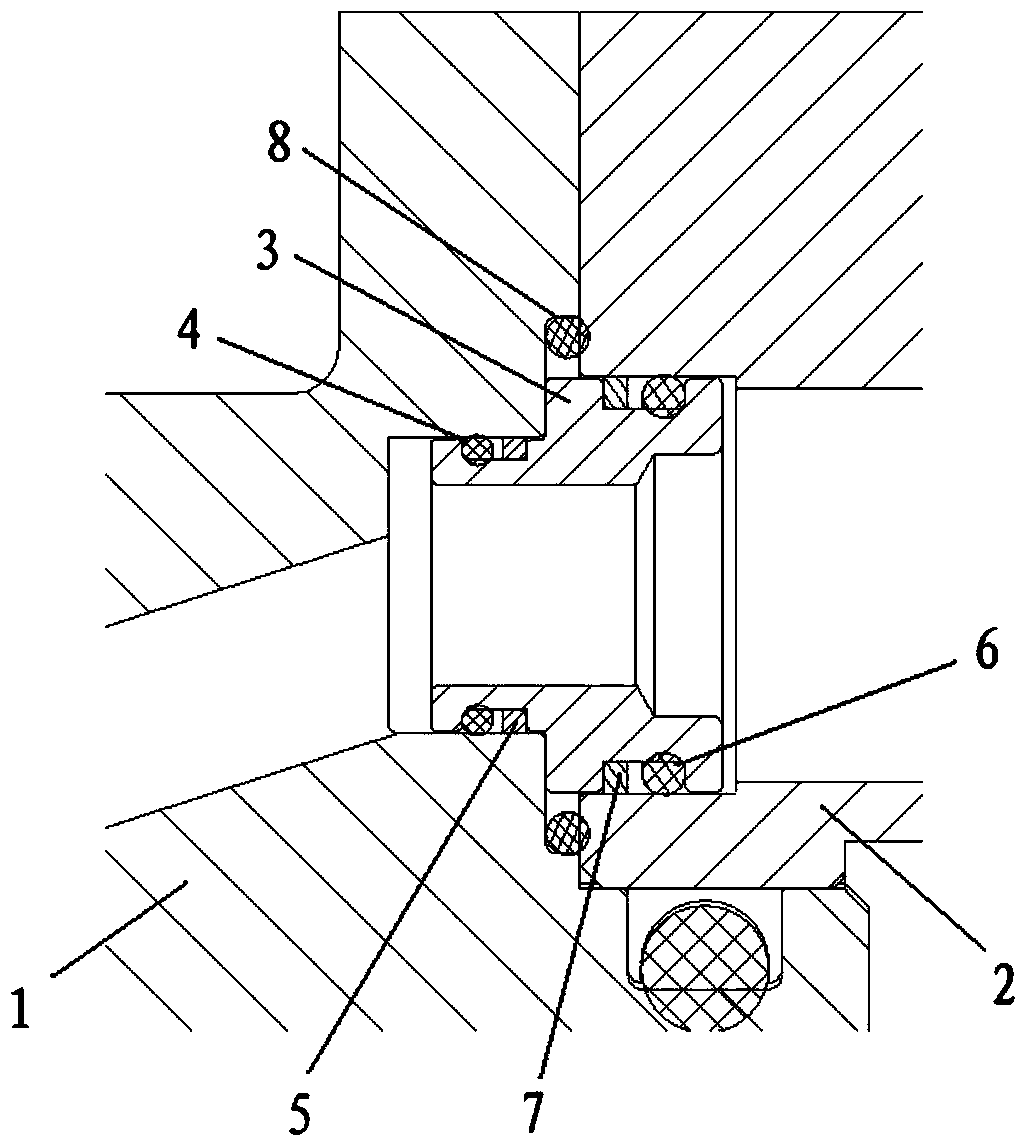 A compact redundant sealing structure