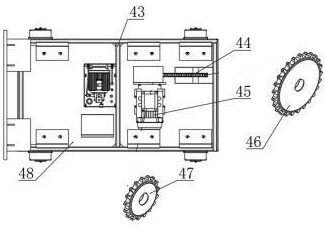 A shield screw conveyor dismantling device