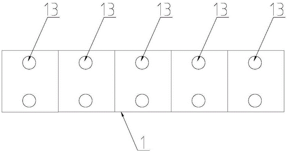 Socket with automatic turn-on function