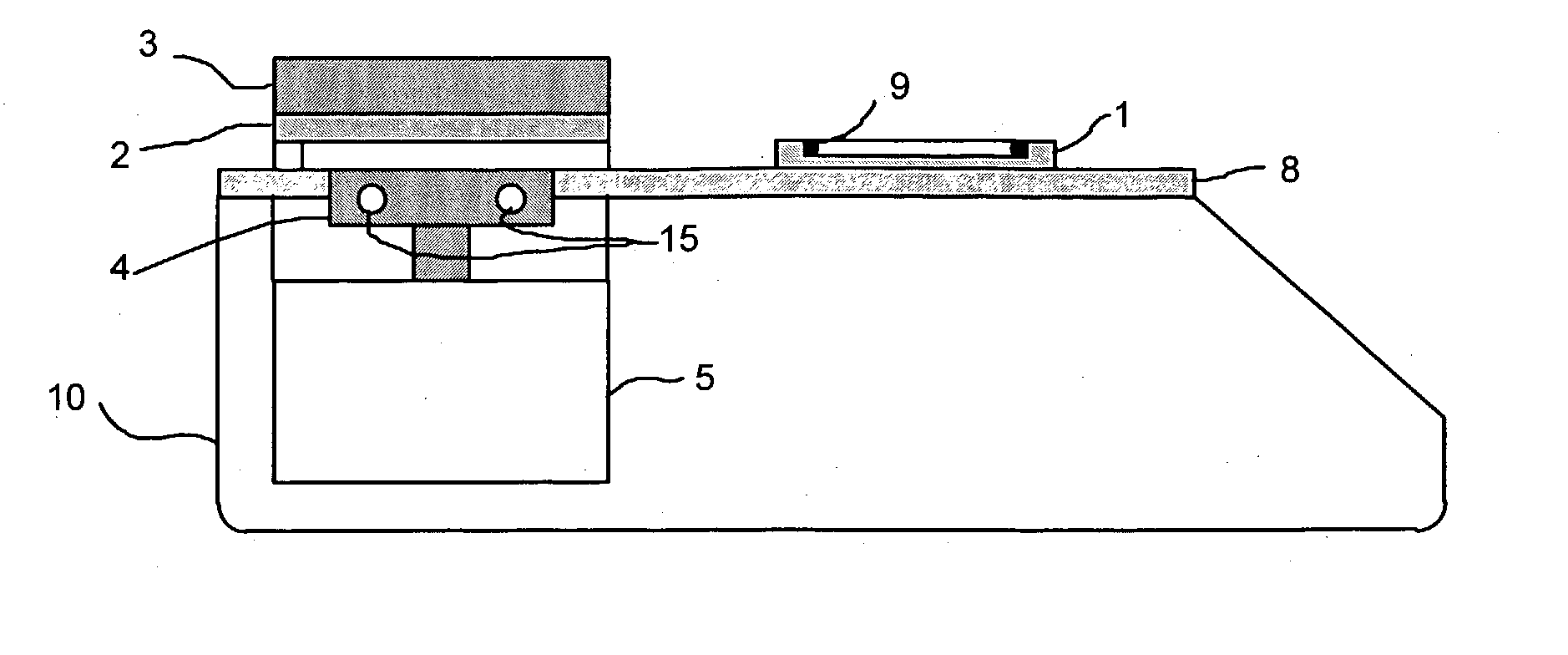 Pressure processing apparatus with improved heating and closure system