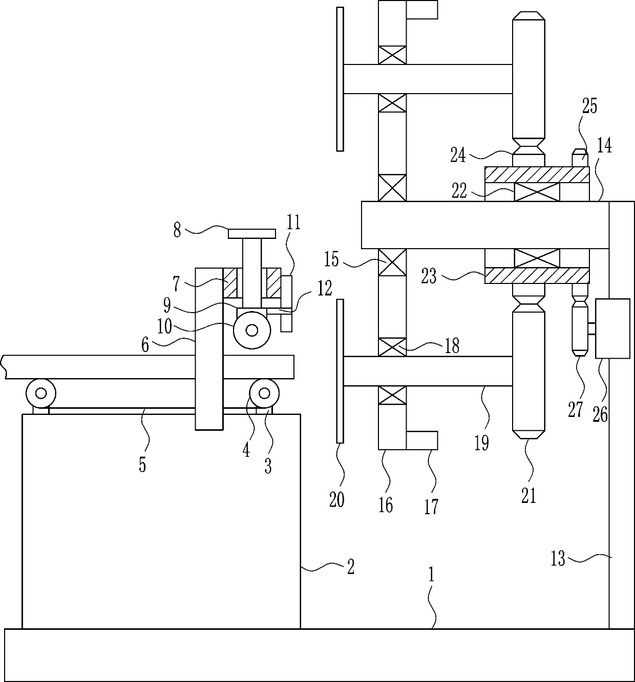 A rapid and equal-length self-propelled cutting equipment for wooden poles used in construction