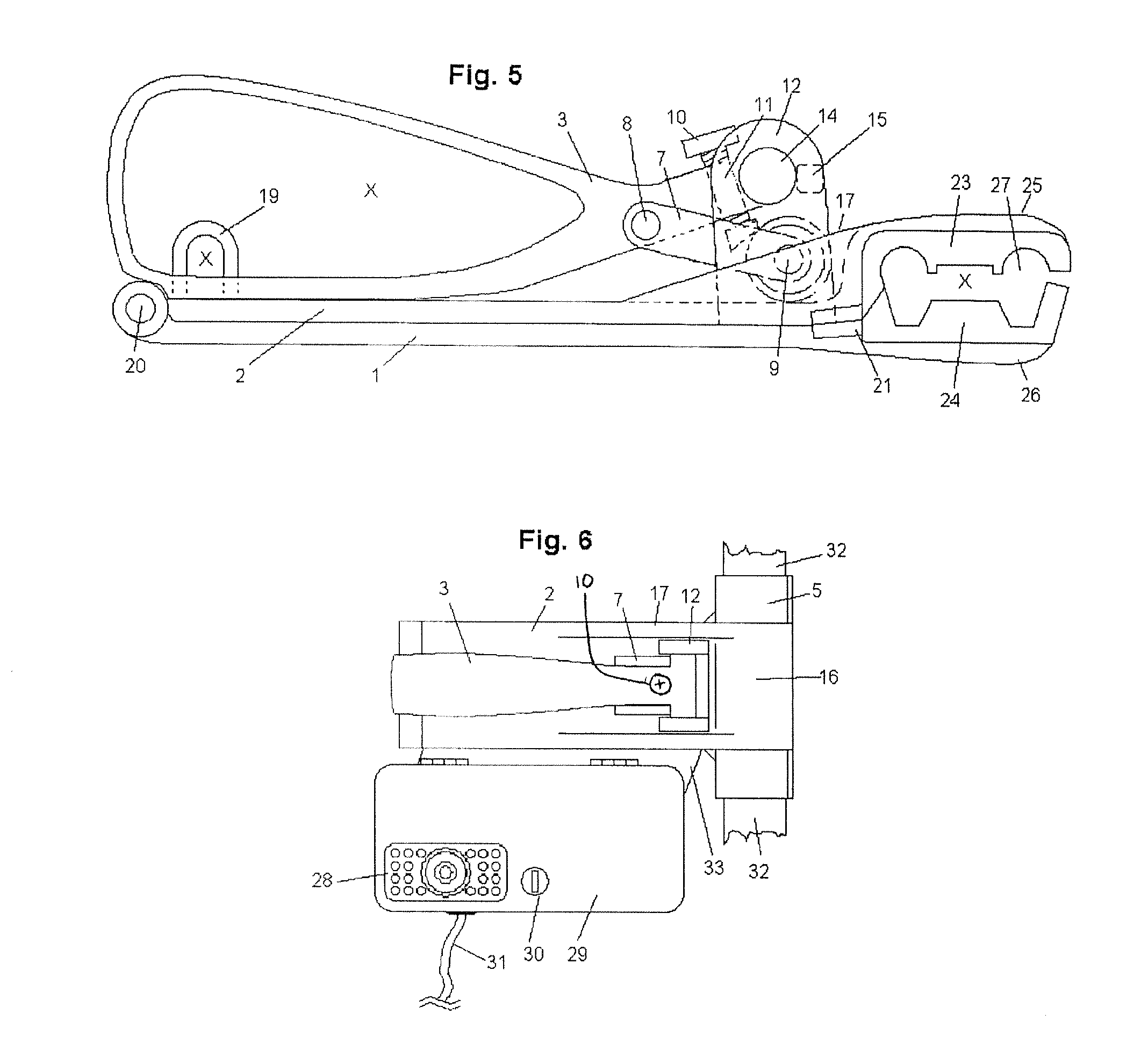 Devices to equip vehicles with closed circuit television backup system