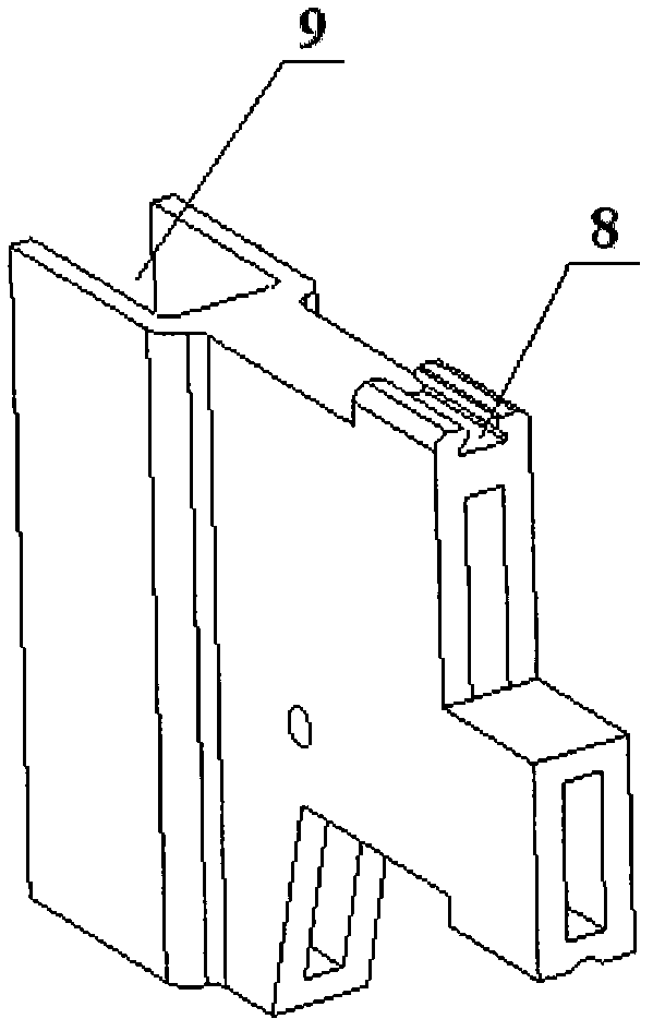 Forceps opening assembly with guiding structure and stitching instrument adopting forceps opening assembly