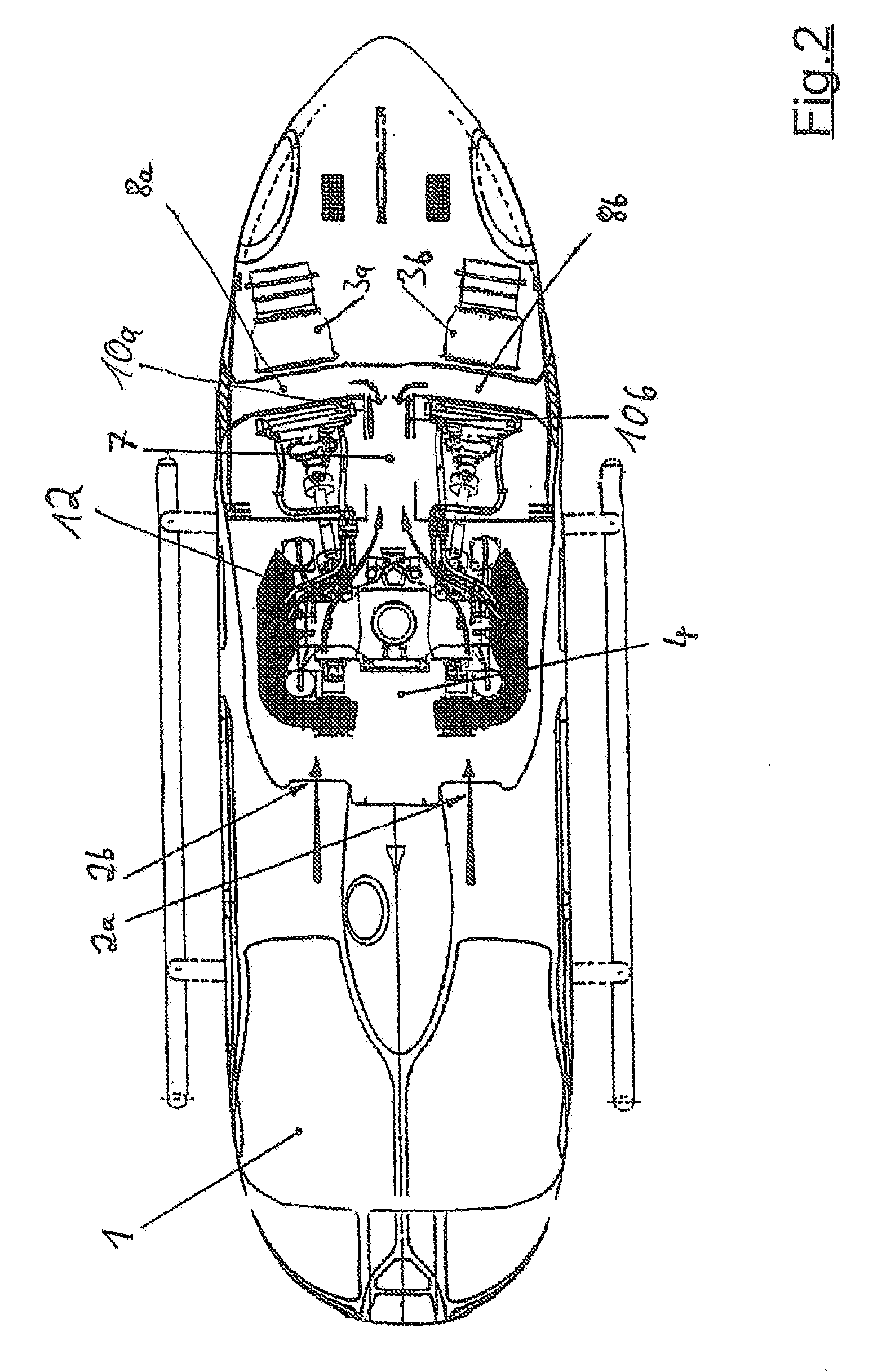 Device for feeding combustion air to an engine of an aircraft