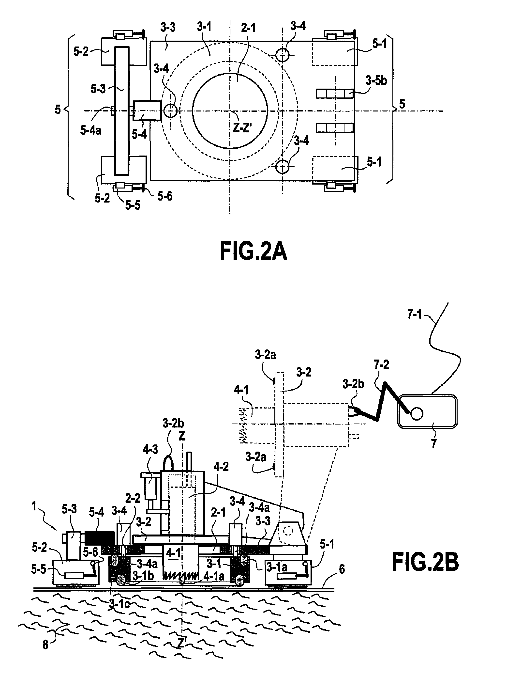 Device for cutting out and opening/closing an orifice in a wall at the bottom of the sea