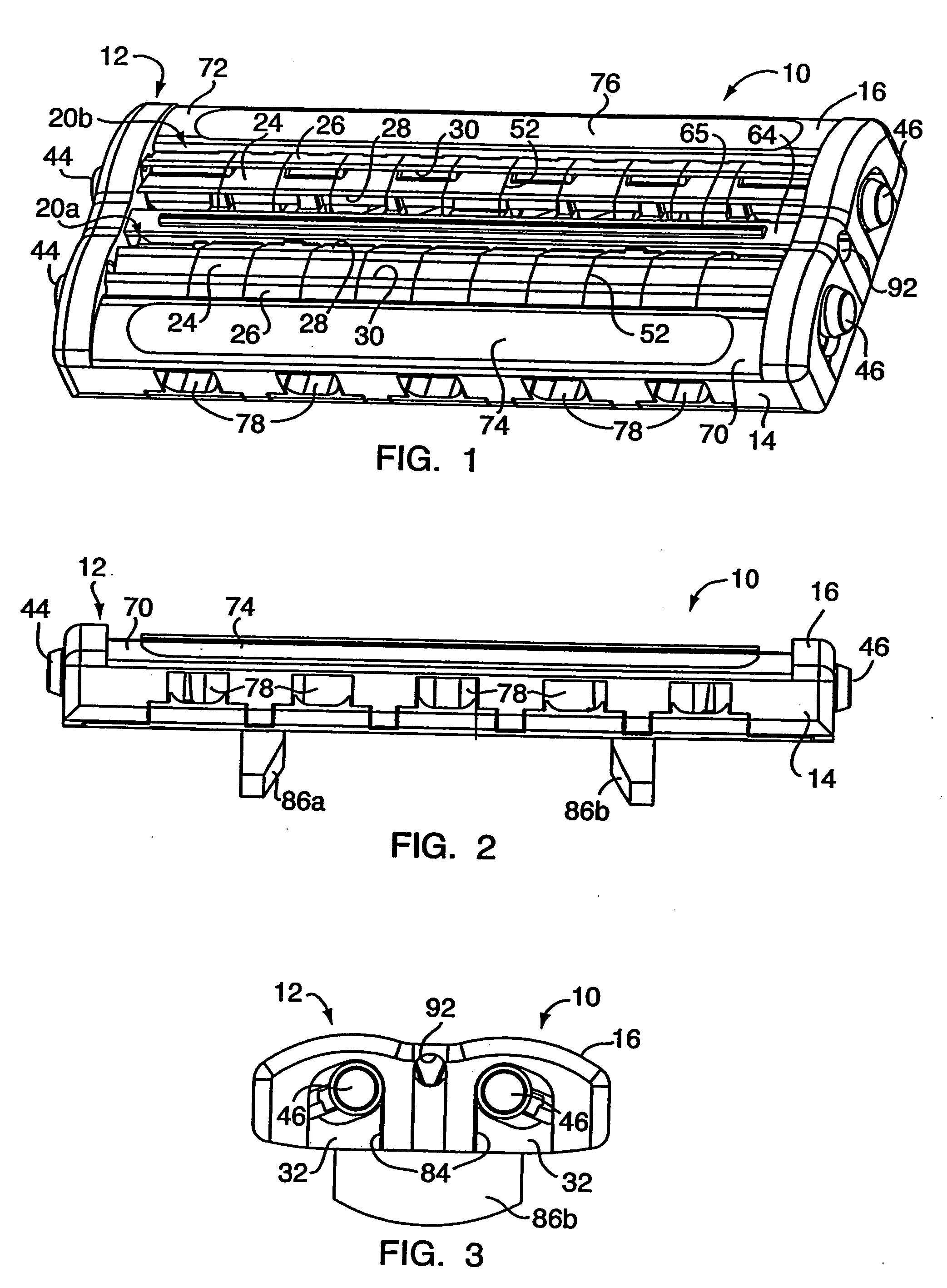 Bidirectional shaving cartridge and razor including same