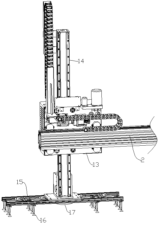 Automatic feeding and discharging bending machine