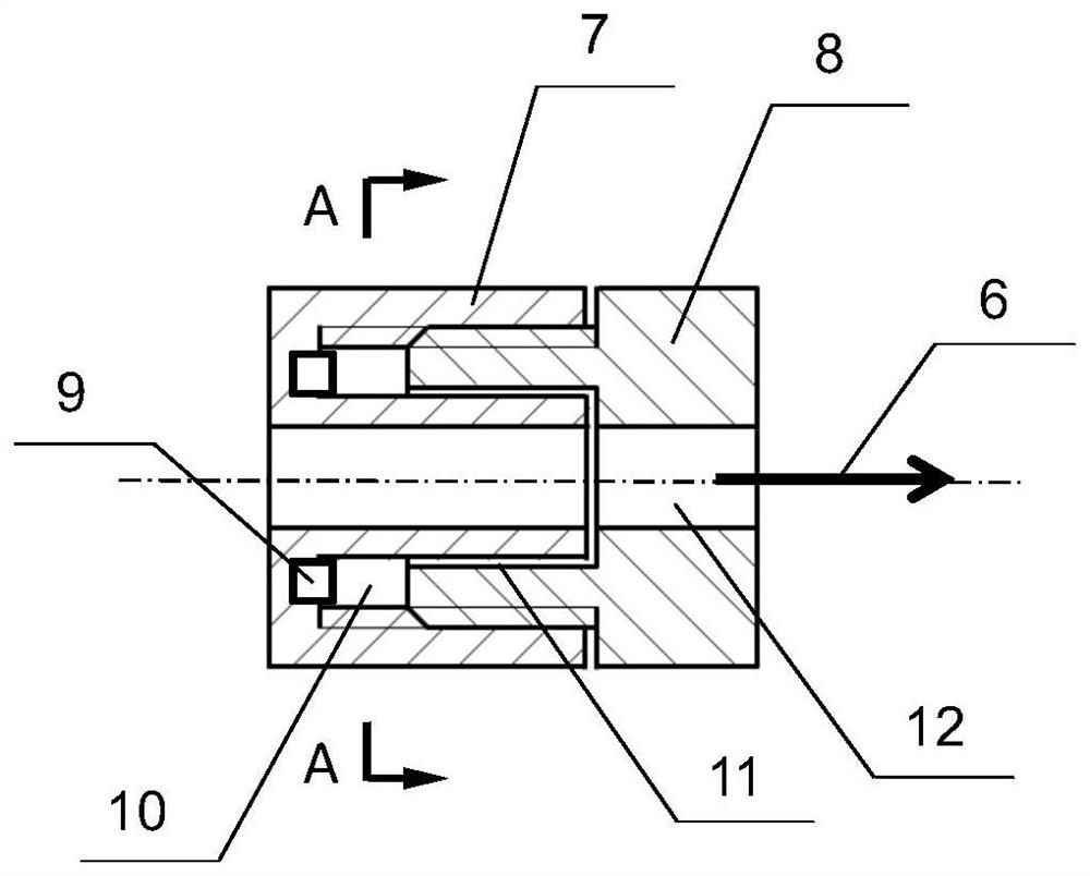 A method and device for preparing graphene by chemical vapor deposition from a controllable liquid carbon source