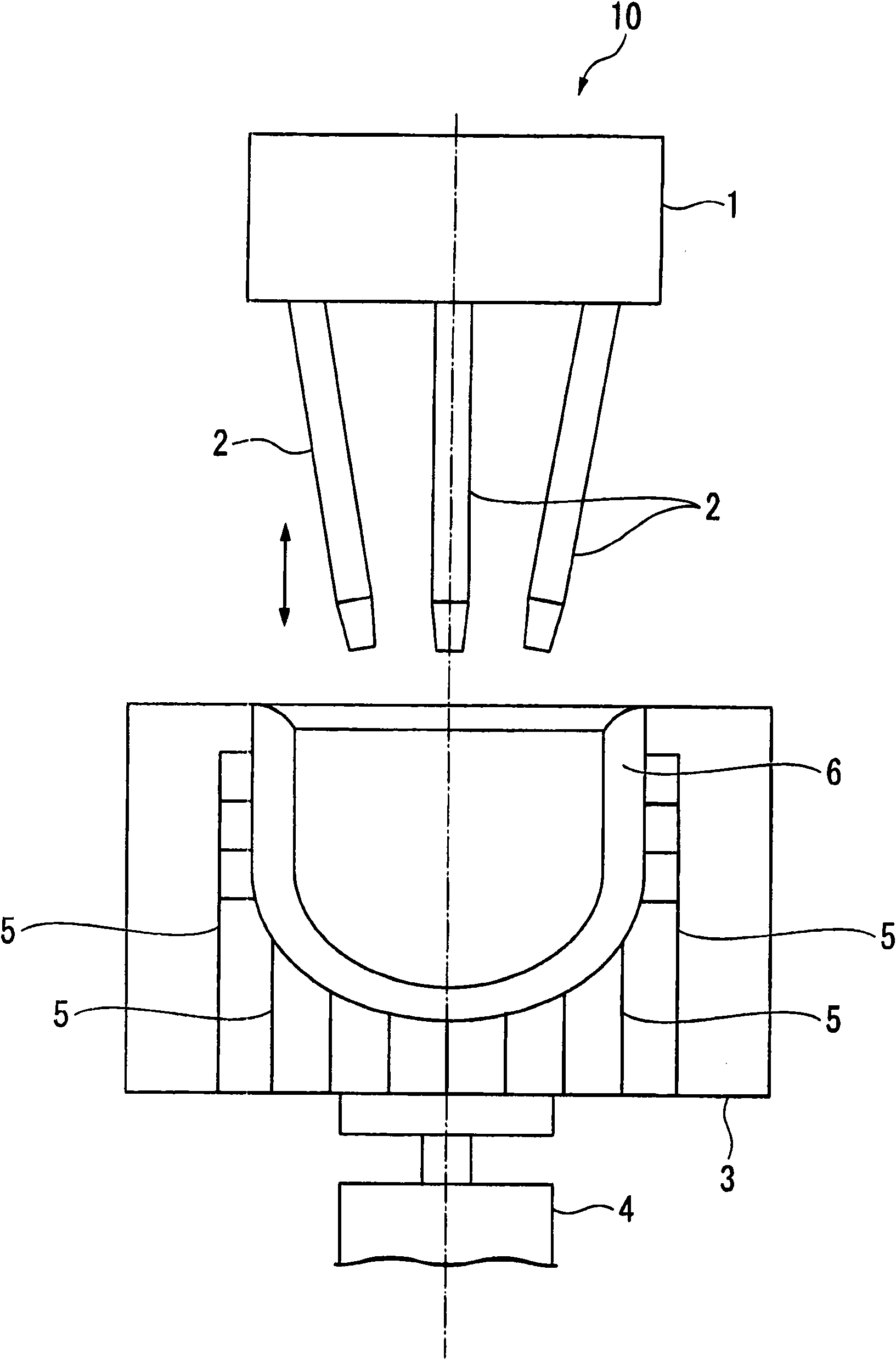 Quartz glass crucible and silicon single crystal pulling method using same