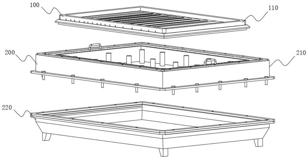 Cutting device for can processing based on sponge absorption