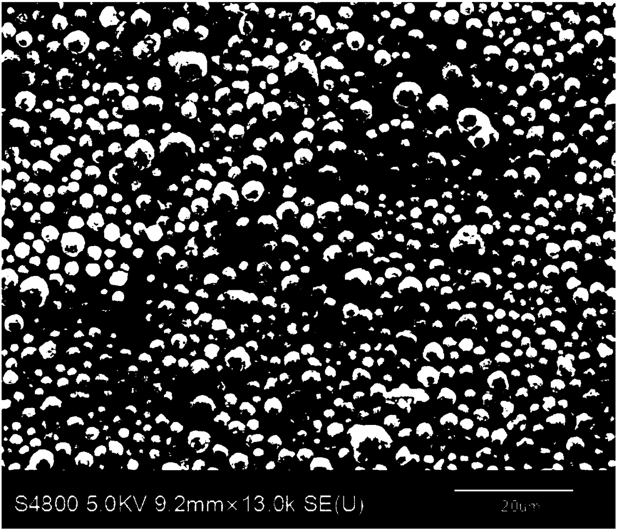 Energy-saving and environment-friendly device for preparing lithium iron phosphate and preparation method