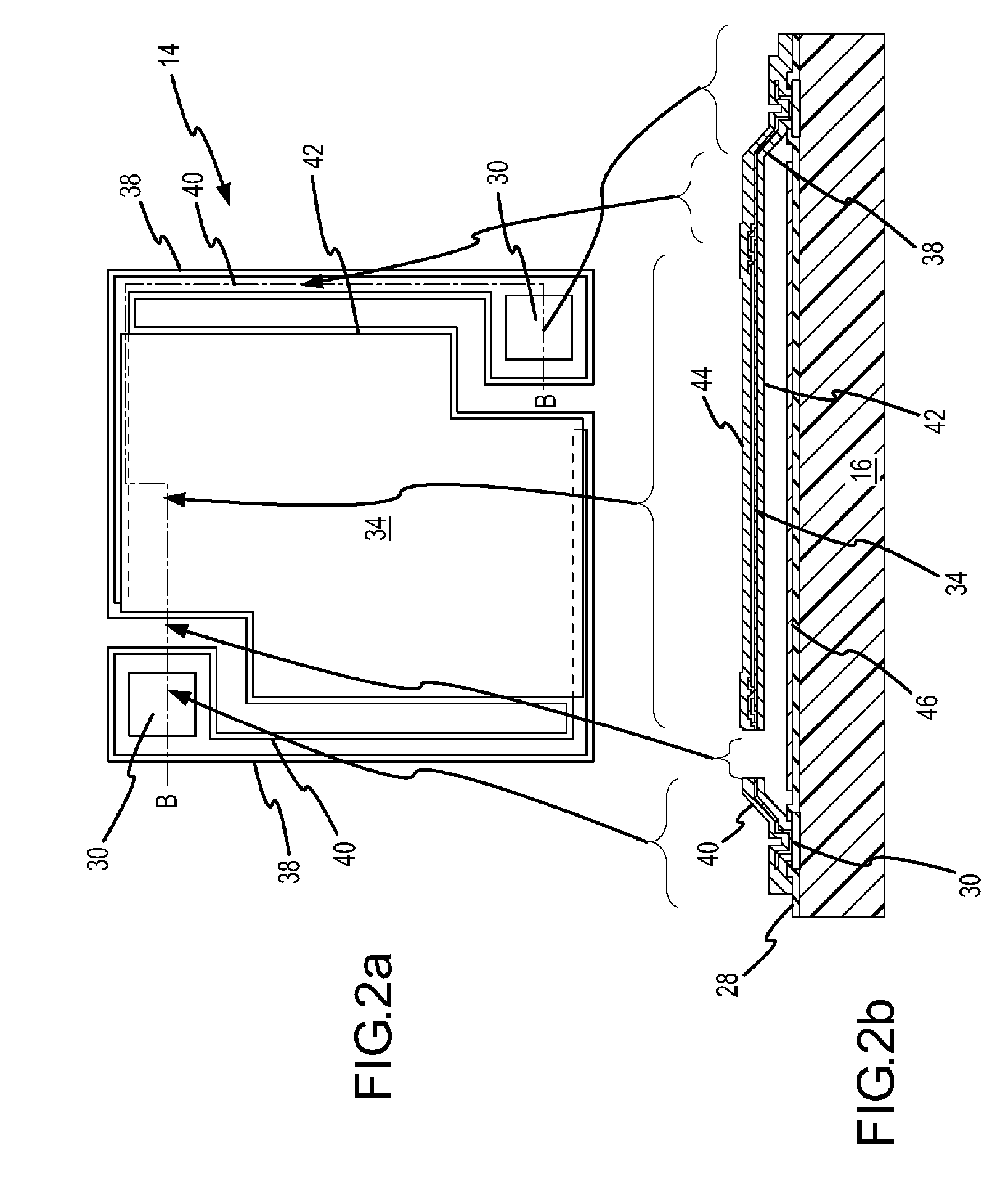 Microbolometer IR focal plane array (FPA) with in-situ mirco vacuum sensor and method of fabrication