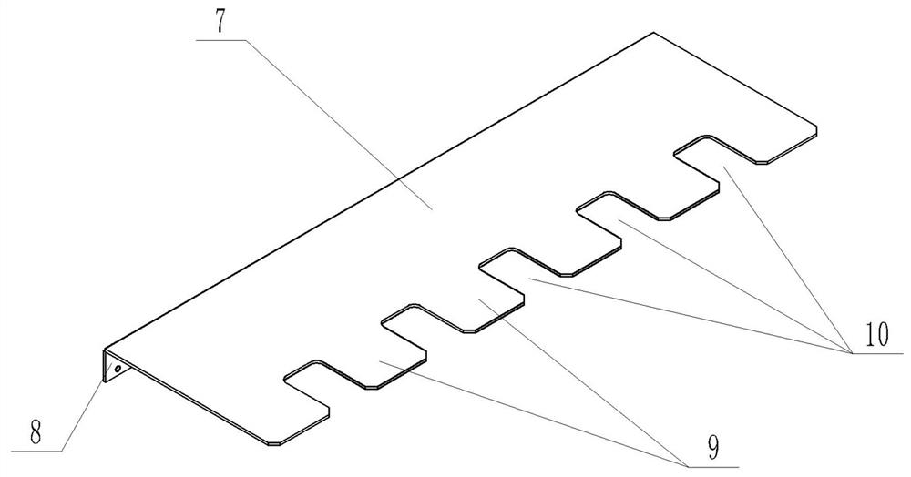 Roadway net laying auxiliary device