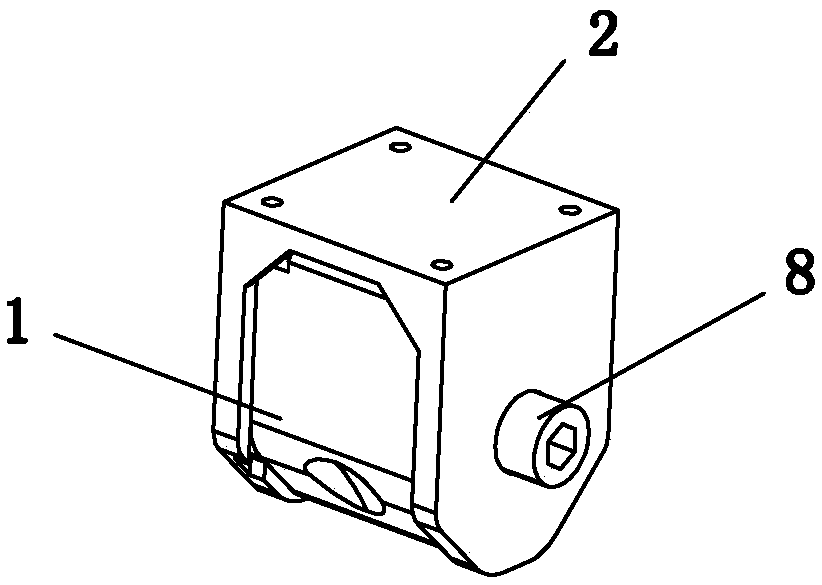 Gear adjusting type rear wheel locking device for ice skates