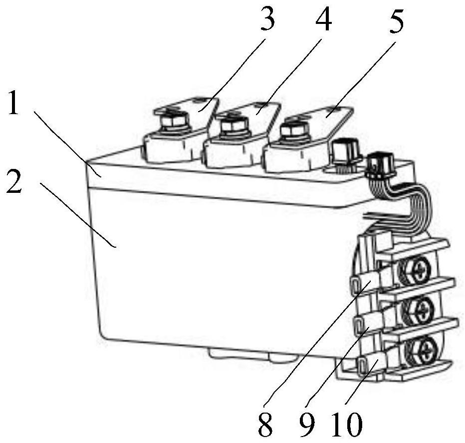 Cylindrical laminated busbar structure