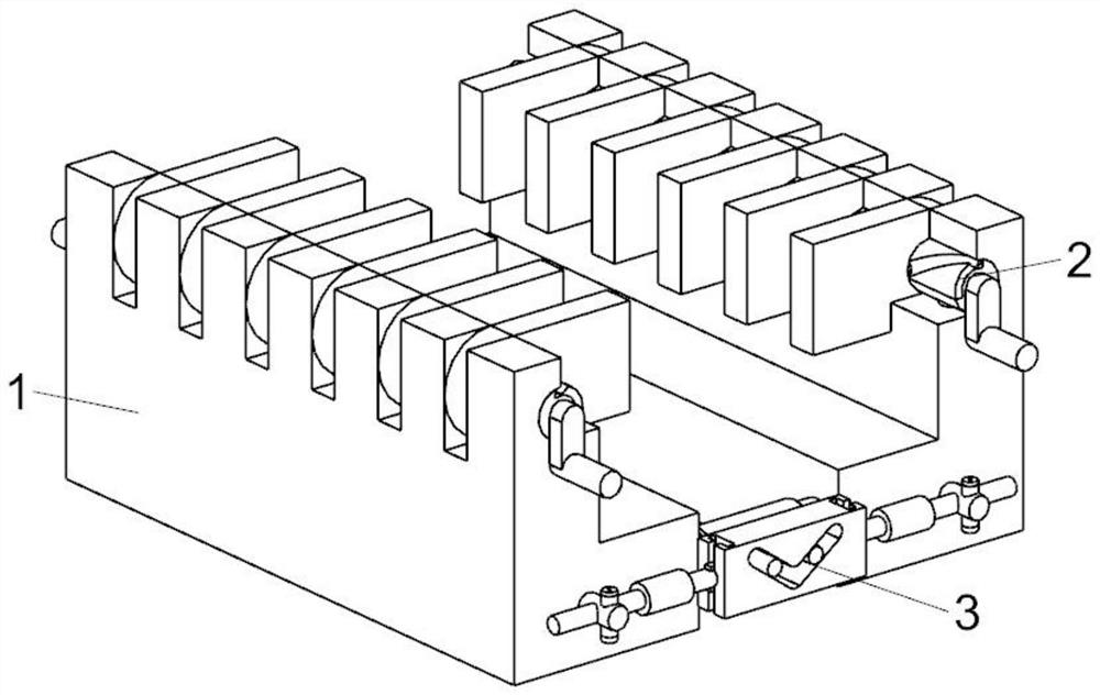 Glass substrate packaging spacing mechanism