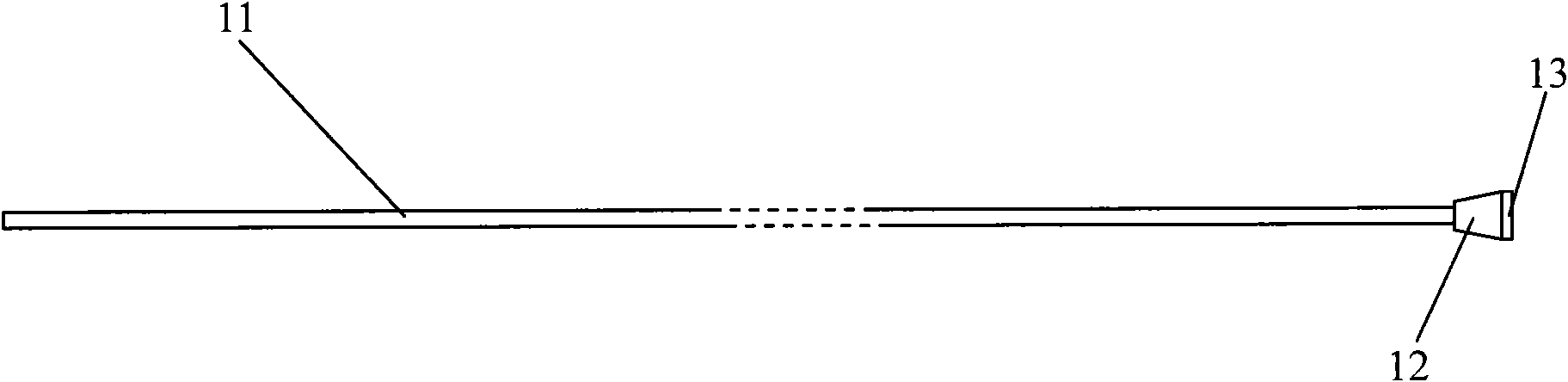 Liquid helium level gauge and use method thereof