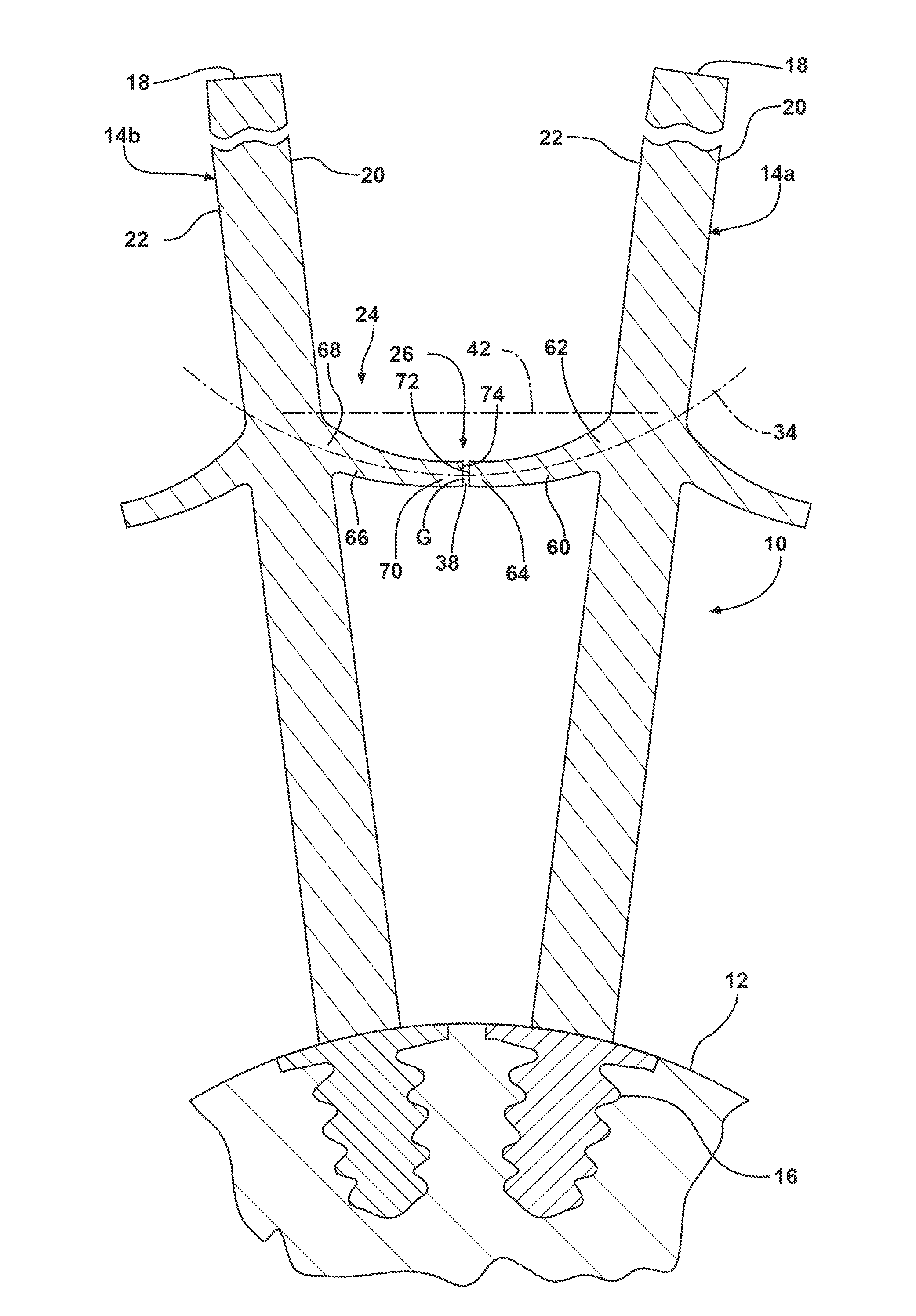 Turbine blade damping device with controlled loading