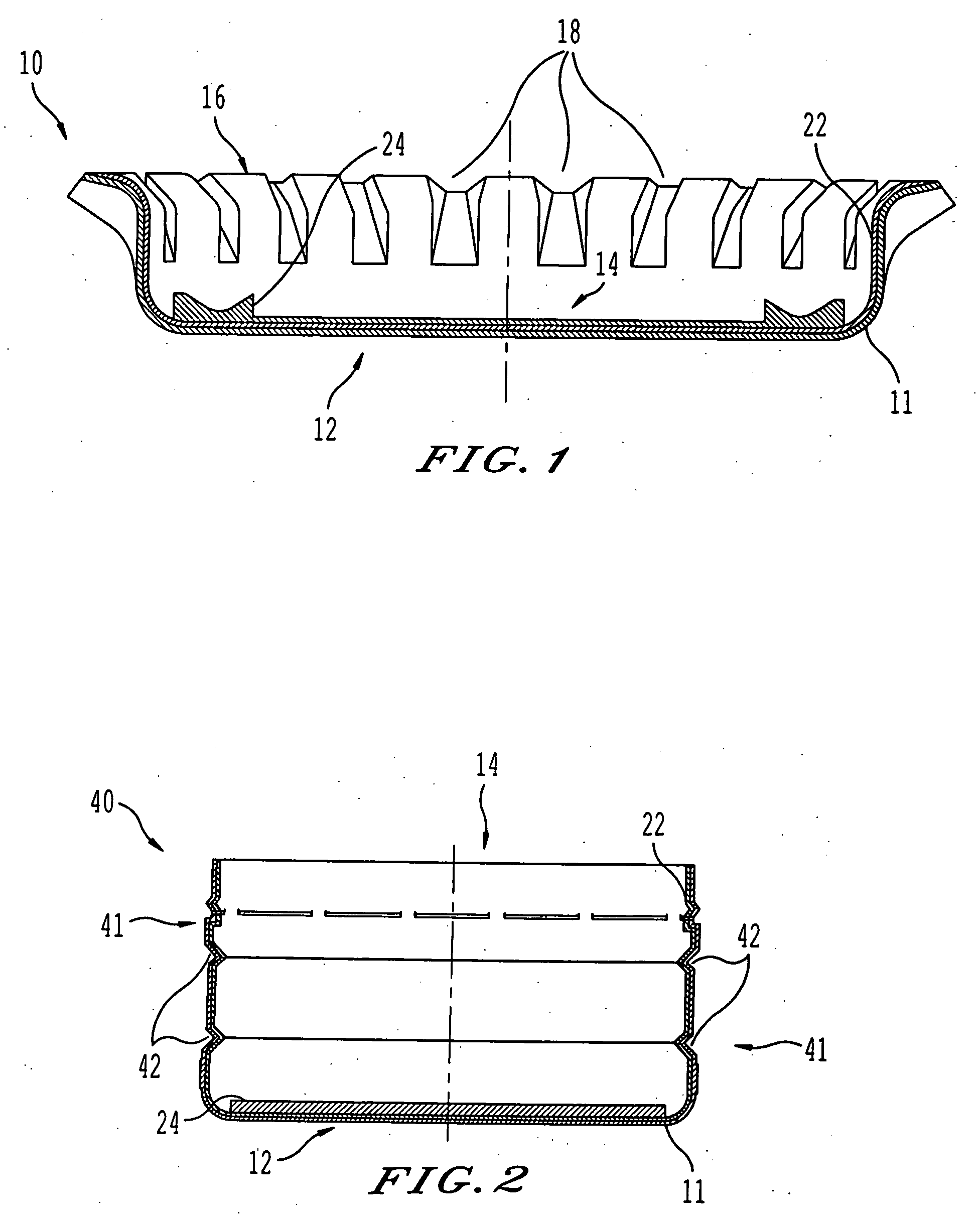 Metallic cap closure having water repelling properties and method of fabricating the same