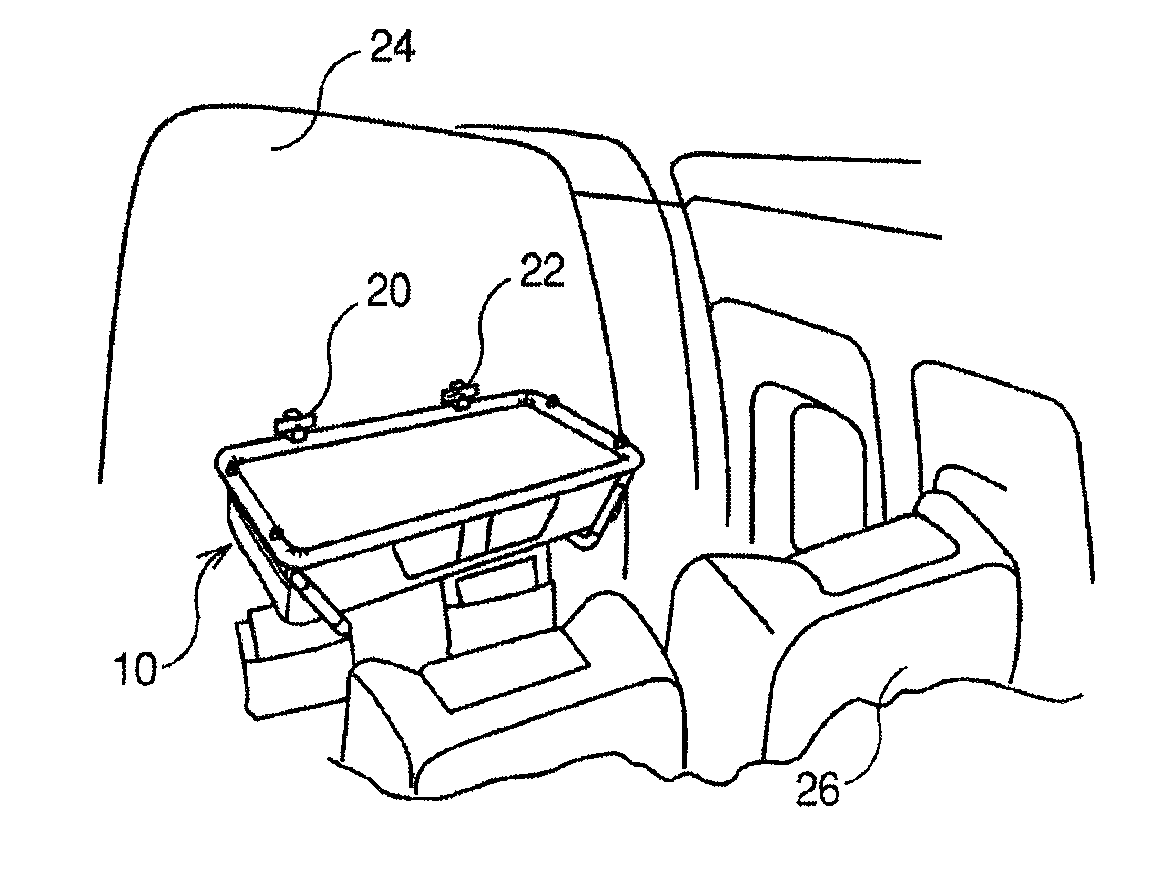 Cradle adaptable to an aircraft seat