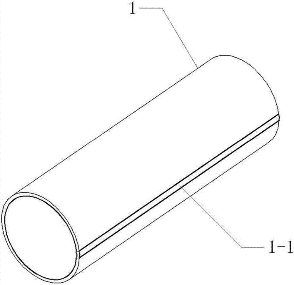 Heterogeneous sectional-type high abrasion resistant double-layer straight pipe used for concrete conveying