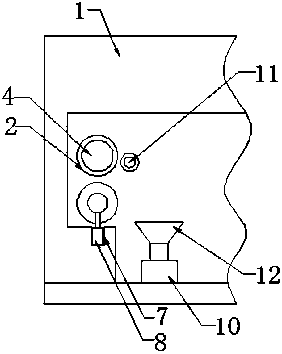 Fabric presser for textile machines