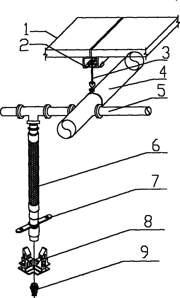 Automatic spray conduit system and installation method thereof