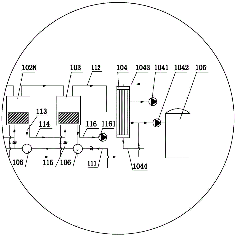 Industrial waste heat low-temperature multi-effect seawater desalination system and seawater desalination method