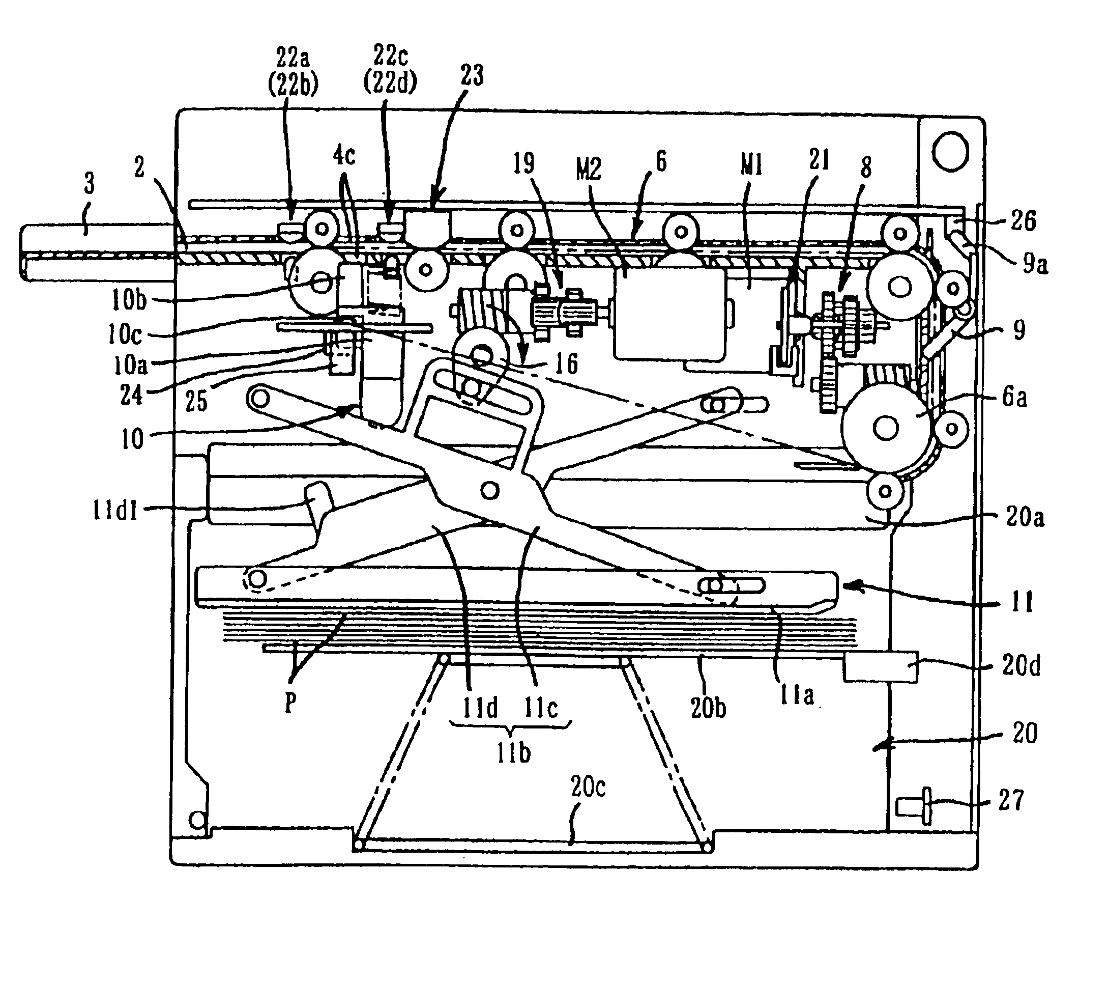 Sheet handling apparatus and method for opening/closing sheet transport path in the handling apparatus