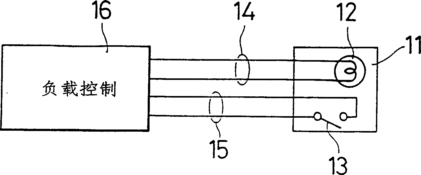 Built-in dental syringe with contact detection circuit and illuminating device