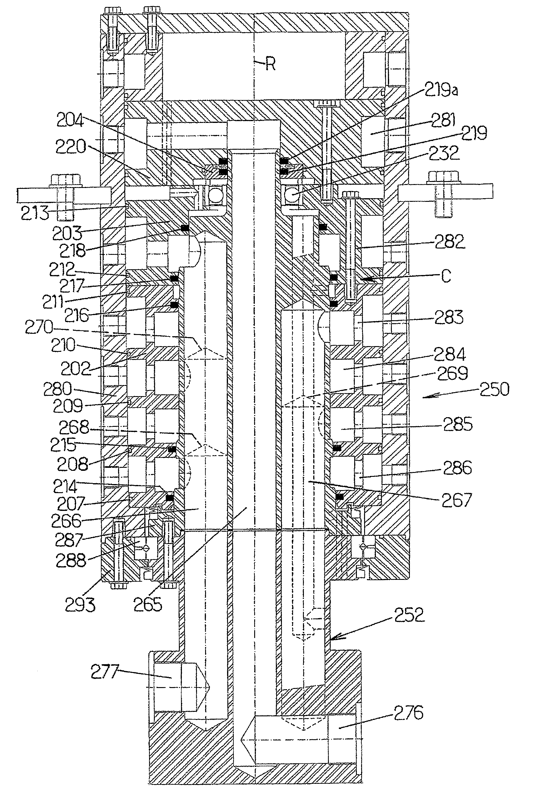 Rotating machine with a fluid supply rotating column