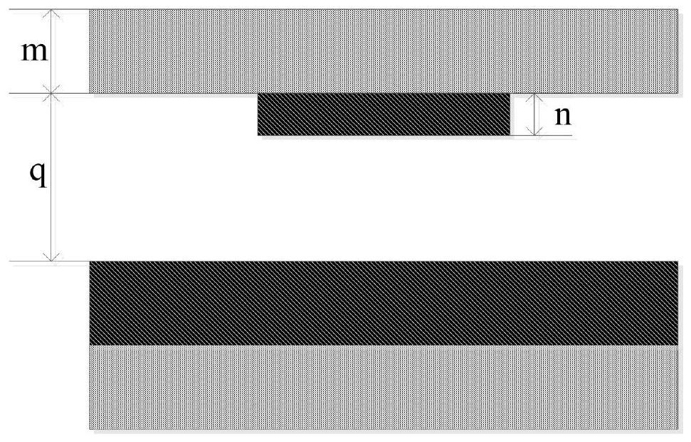 Terahertz microfluidic sensor with metal square resonance array