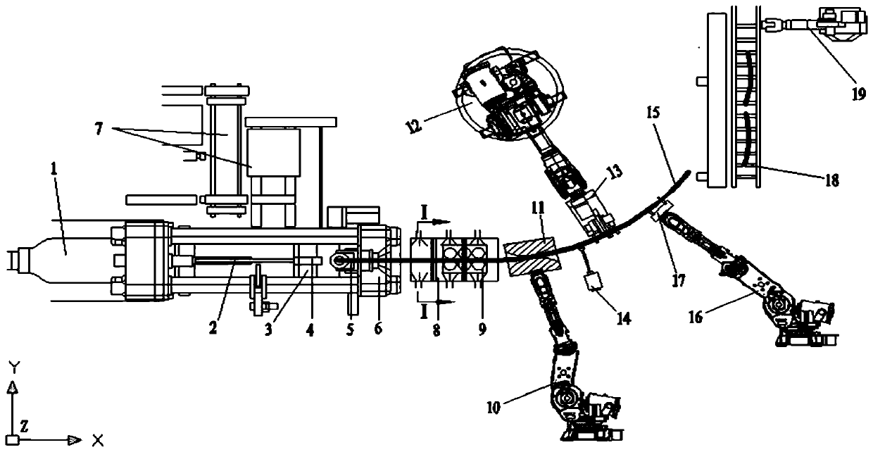 On-line Bending Device for Three-Dimensional Variable Curvature Profiles Actively Pulled by Robot