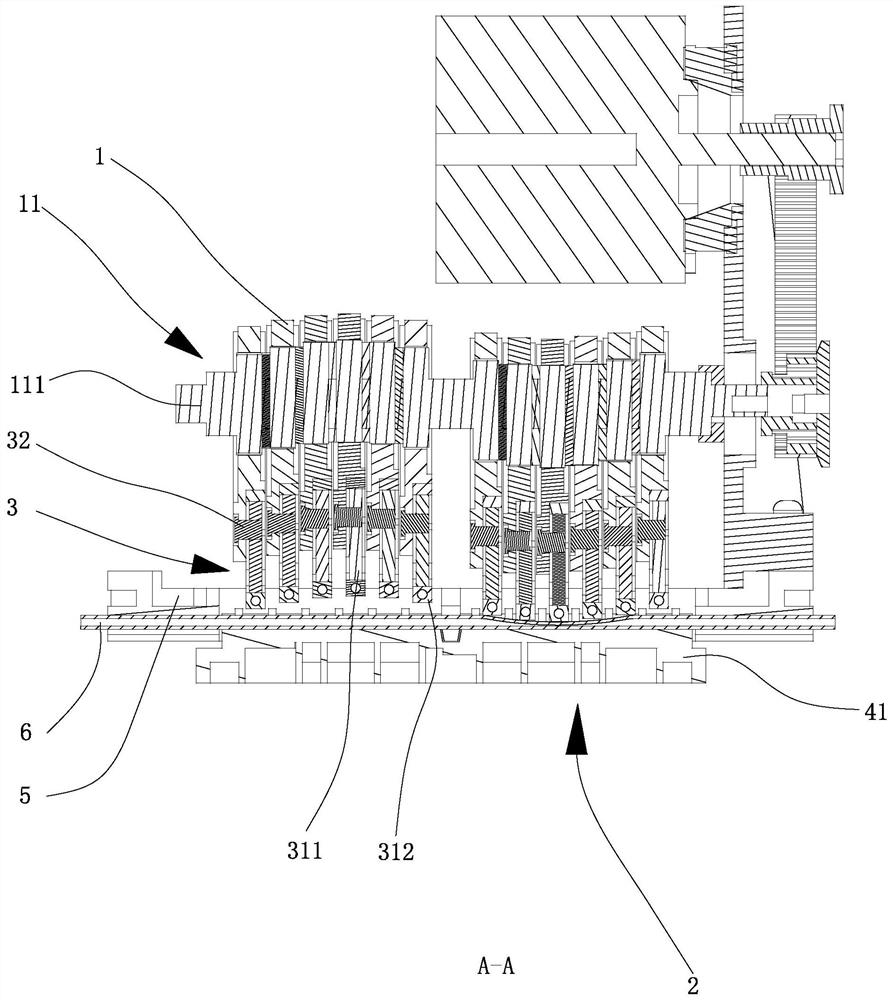 Sliding shoe pair extrusion device of peristaltic pump and peristaltic pump