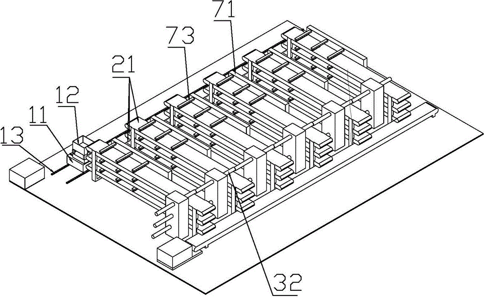 Multilayer intermittent movable fly maggot breeding equipment with high-water-content materials