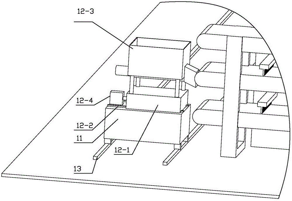 Multilayer intermittent movable fly maggot breeding equipment with high-water-content materials