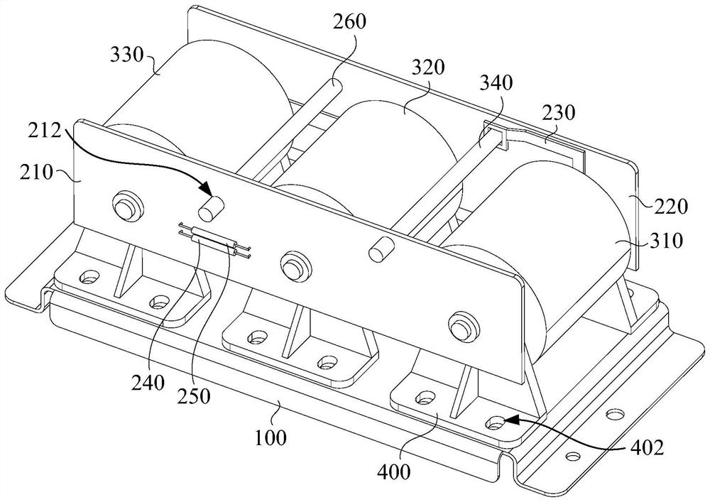 Capacitor wiring device