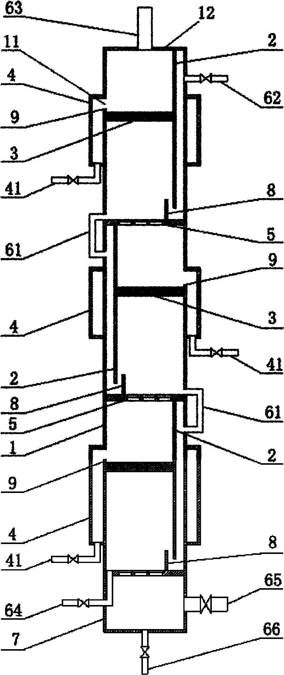 Multistage tower-type flotation device for treating oily sewage