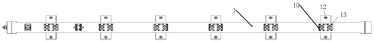 Low-speed machine integral common rail