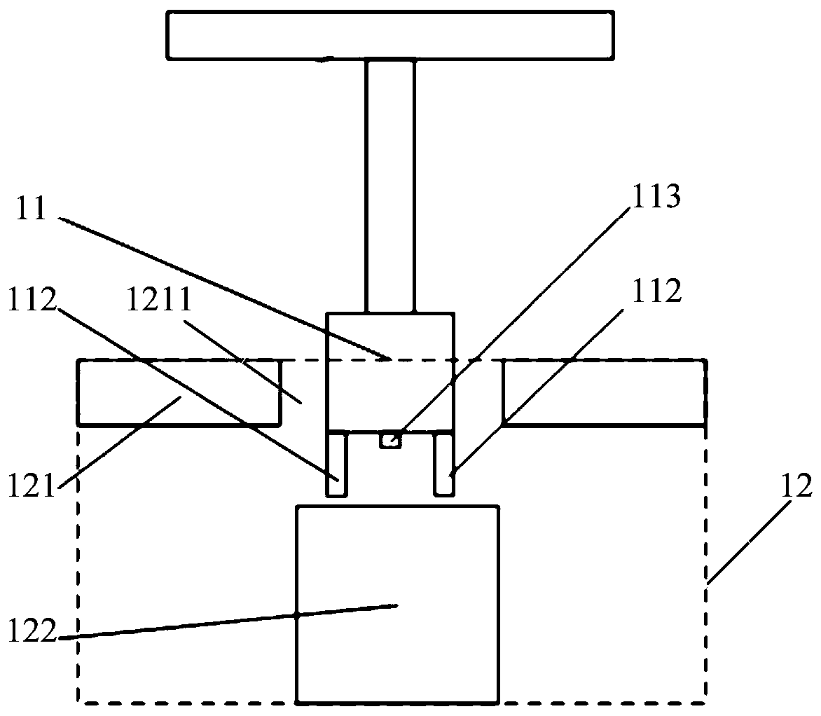 Limiting device and mooring system