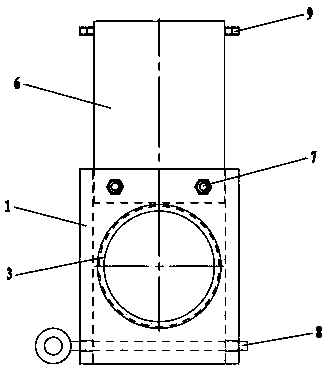 Gate type rapid locking device