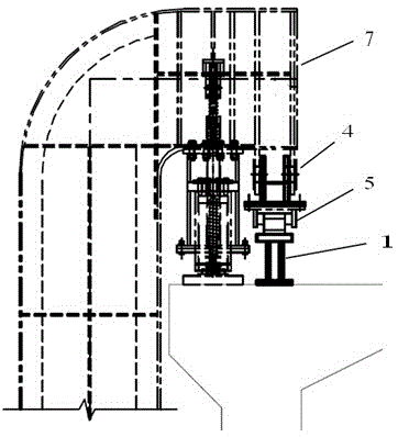 Travelling method of cantilever casting arch bridge hanging basket push-type tracked small tank