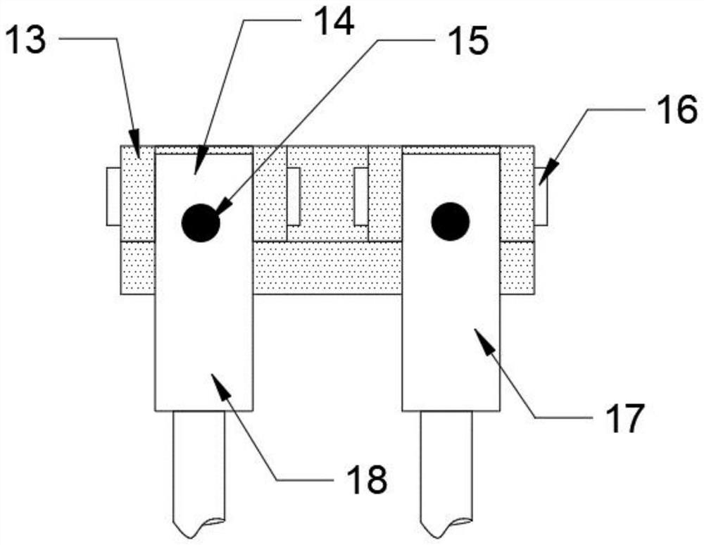 Machine head auxiliary pushing device of scraper conveyor