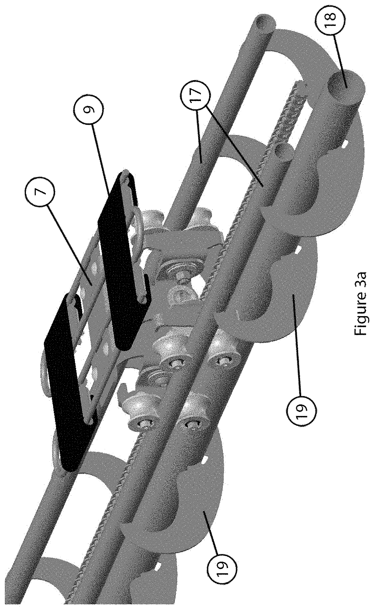 Pan cleaning machine and a method of operating the machine to clean pans